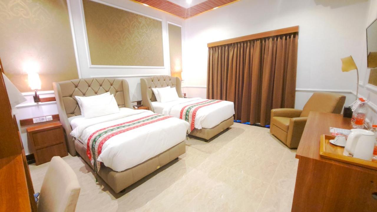 גילי טרוונגן Gili Beachfront Suites מראה חיצוני תמונה
